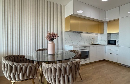 Velika Gorica Apartment | Golden Ivy – luxury, light and elegance.