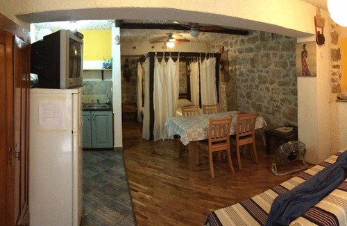 Betina Apartment | Good heavens 1, bed & bike,