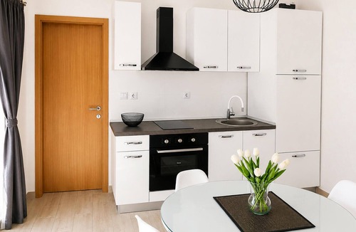 Sibuljina Apartment | Gorgeous apartment in Tribanj Sibuljina with WiFi