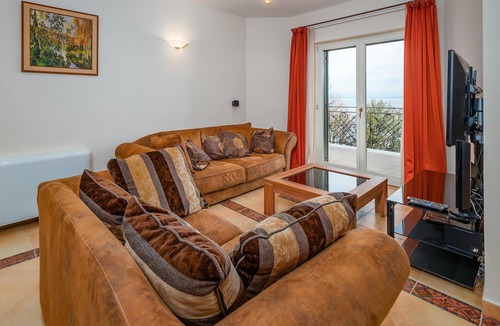 Donji Kraj Apartment | Gorgeous apartment in Moscenicka Draga