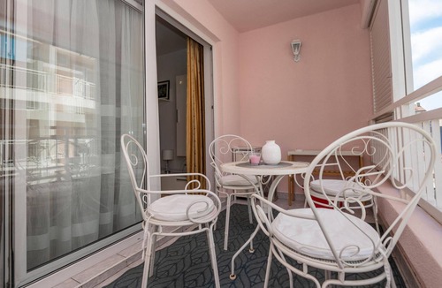 Istok Apartment | Gorgeous apartment in Makarska with WiFi