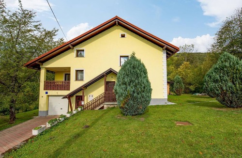 Vrbovsko Apartment | Gorgeous apartment in Vrbovsko with sauna