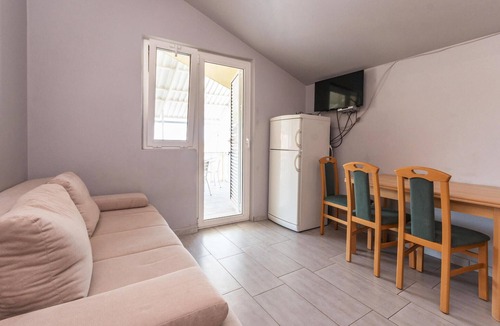 Kakma Apartment | Gorgeous apartment in Kakma with WiFi