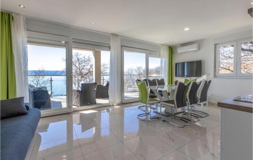 Povile Apartment | Gorgeous Apartment In Povile With House Sea View