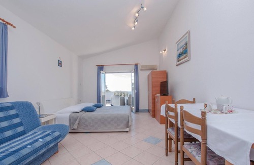Razanj Apartment | Gorgeous apartment in Razanj with house sea view