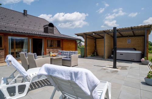 Gospic House | Gorgeous home in Gornje Pazariste with sauna