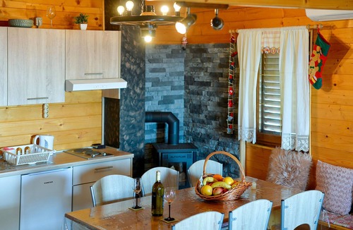 Krapinske Toplice House | Gorgeous home in Krapinske Toplice with WiFi