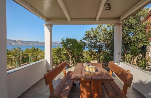 Cove Basina (Jelsa) House | Gorgeous home in Basina