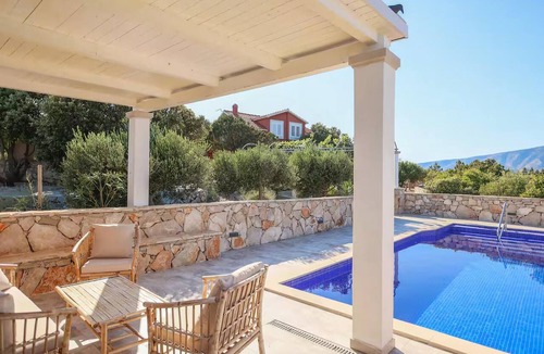 Cove Basina (Jelsa) House | Gorgeous home in Basina