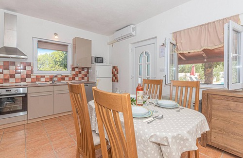 Bilice House | Gorgeous home in Bilice