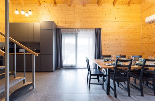 Bilje House | Gorgeous home in Bilje with WiFi