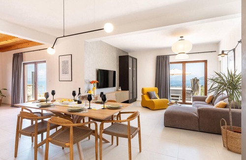 Prigradica House | Gorgeous home in Blato