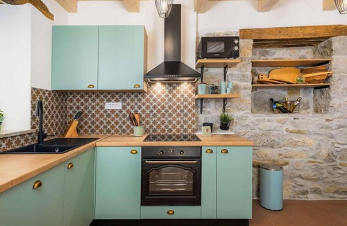 Buzet House | Gorgeous home in Buzet with private swimming pool, can be inside or outside