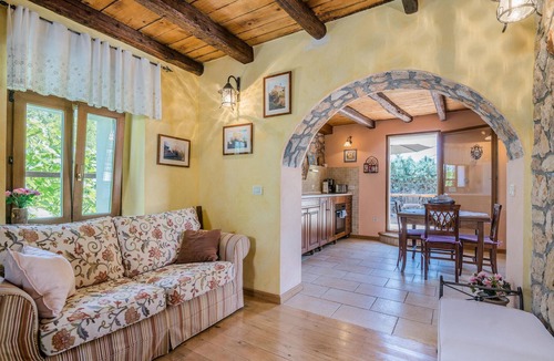 Gostinjac House | Gorgeous home in Gostinjac
