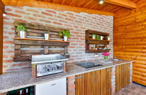 Medimurje House | Gorgeous home in Grkavescak with sauna