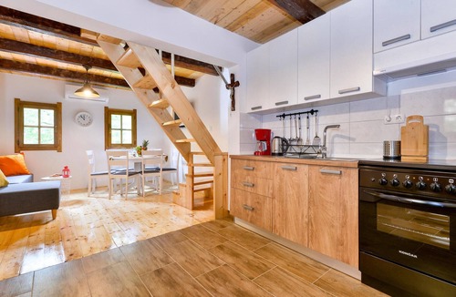 Sveti Ivan Zelina House | Gorgeous home in Hrnjanec