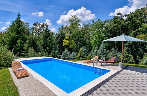 Sveti Ivan Zelina House | Gorgeous home in Hrnjanec