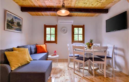 Sveti Ivan Zelina House | Gorgeous Home In Hrnjanec