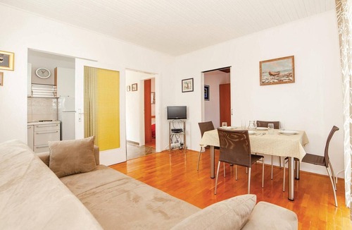 Jadranovo House | Gorgeous home in Jadranovo