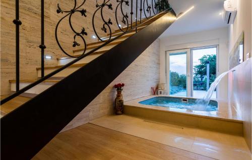 Klimno House | Gorgeous Home In Klimno