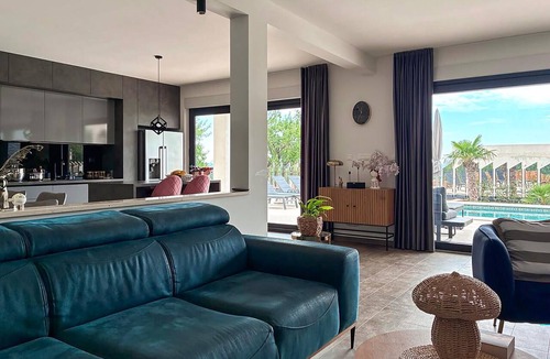 Klis House | Gorgeous home in Klis