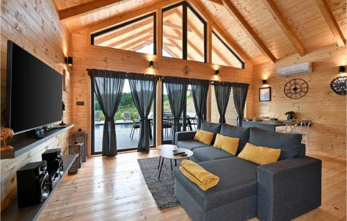 Krapinske Toplice House | Gorgeous Home In Klokovec