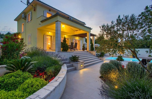 Kukljica House | Gorgeous home in Kukljica