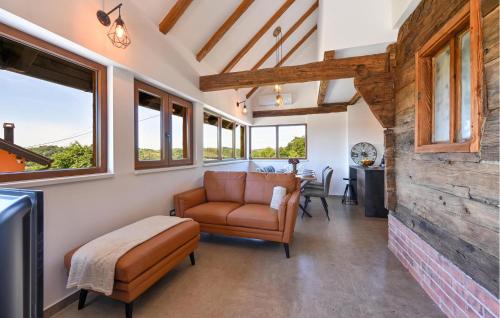 Mace House | Gorgeous Home In Mace With Sauna