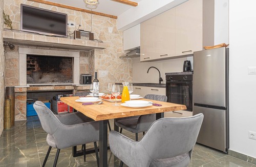 Primosten House | Gorgeous home in Primosten