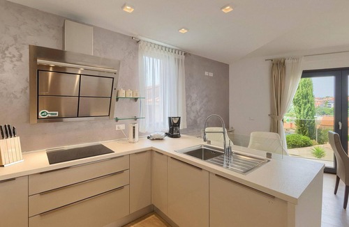 Pjescana Uvala House | Gorgeous home in Pula