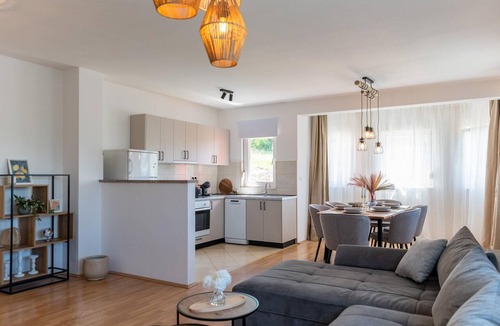 Citluk House | Gorgeous home in Sinj with private swimming pool, can be inside or outside