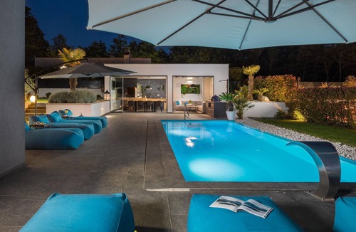 Zminj House | Gorgeous home in Sivati