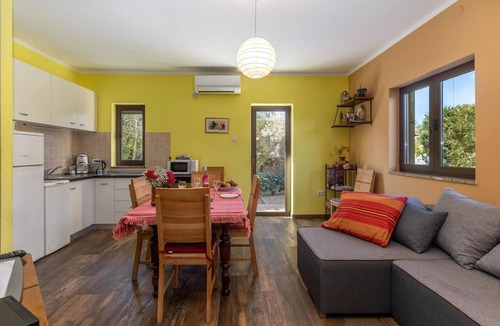 Soline House | Gorgeous home in Soline