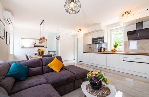 Starigrad House | Gorgeous home in Starigrad with private swimming pool, can be inside or outside