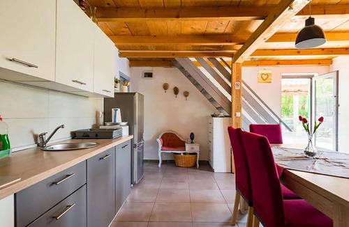 Velic House | Gorgeous home in Trilj