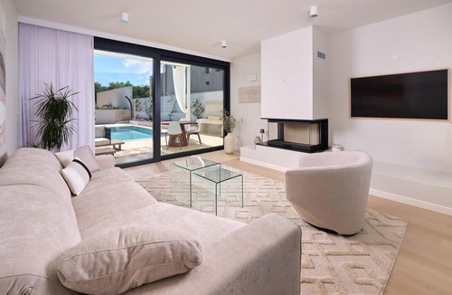 Materada House | Gorgeous home in Umag