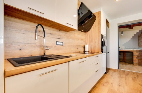 Zagreb House | Gorgeous home in Zagreb with sauna