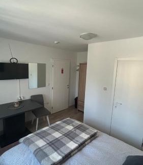 Garesnica Hotel | Gostionica Breza