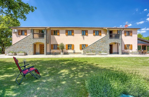 Gracisce Apartment | Grad Inn Apt Lavender with Pool, Gračišče, Slovenia