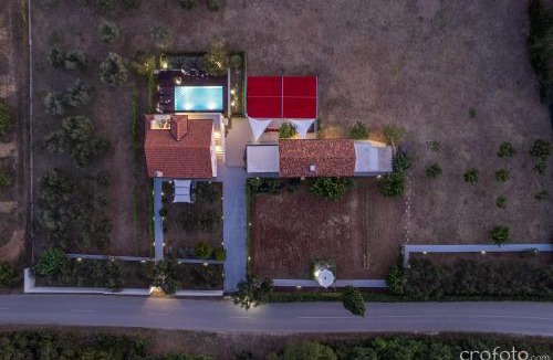 Bila Vlaka Villa | Grandfather's House