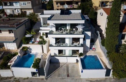 Pjescana Uvala House | Great villa with private pool 50 meters from beach