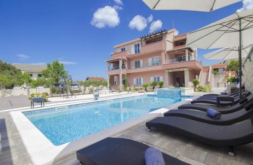 Grebastica Villa | Grebastica Poolside Villa