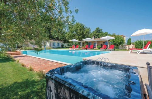 Tar-Vabriga House | Green Experience by Interhome