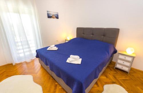 Drnis House | Green Haven Holiday House Near Drniš