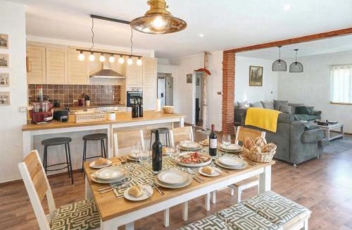 Oroslavje House | Green View Holiday Home With Pool - Happy Rentals