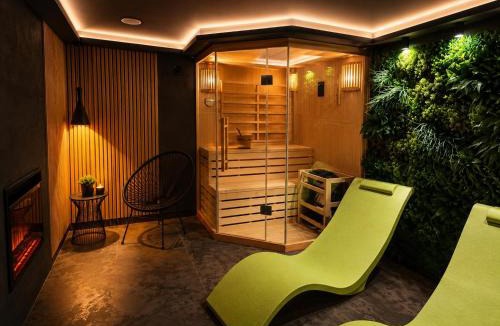 Samobor House | GreenHouse pool & spa