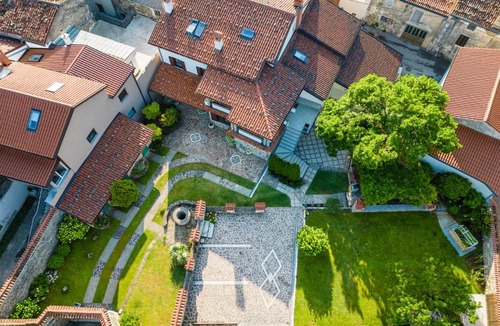 Podnanos House | Guest House Žerjal