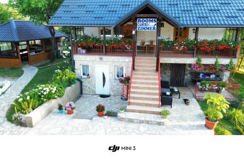 Jezerce House | Guest House Family Varda Plitvice Lakes