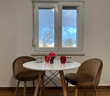 Zemunik Donji Apartment | Guest House Ivan