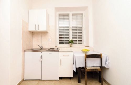 Pomena House | Guest House Kiko